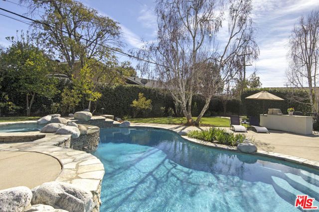 1505 Briarcroft Road, Claremont, CA 91711