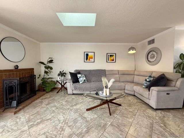 2767 Lancha St, San Diego, CA 92111