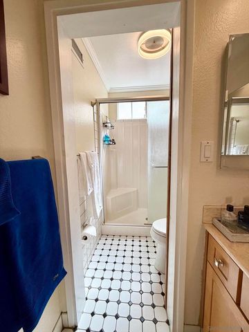 2767 Lancha St, San Diego, CA 92111