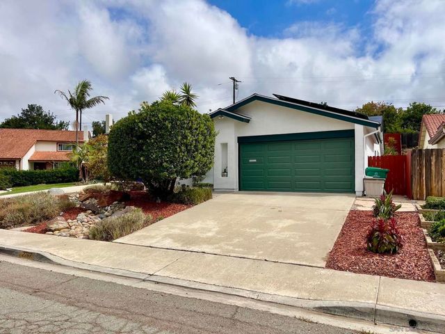 2767 Lancha St, San Diego, CA 92111