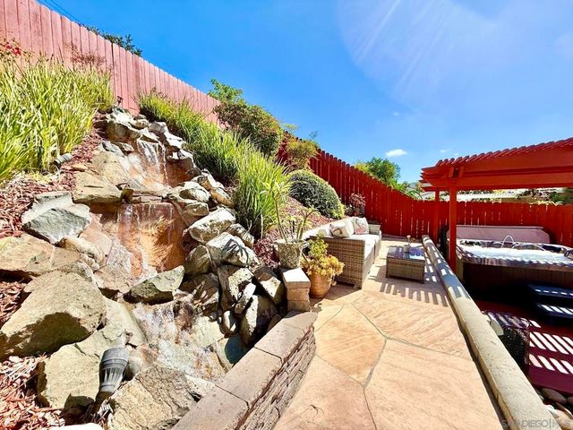 2767 Lancha St, San Diego, CA 92111