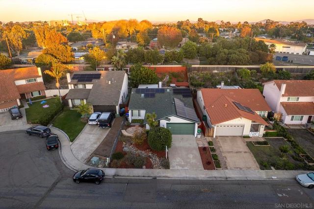 2767 Lancha St, San Diego, CA 92111