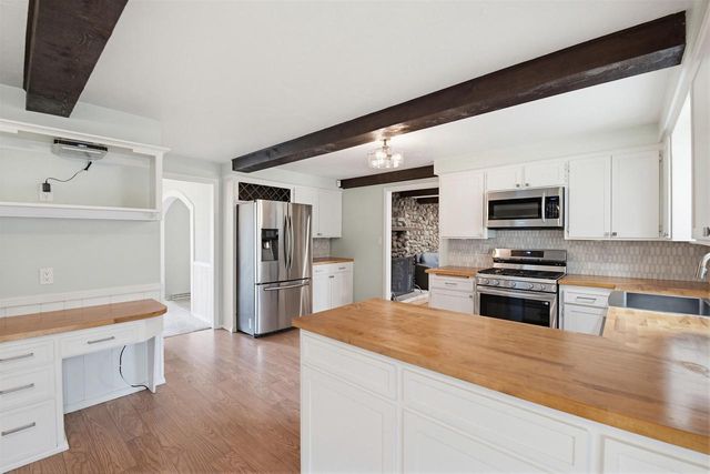 4417 INDIAN TRAIL, Green Bay, WI 54313