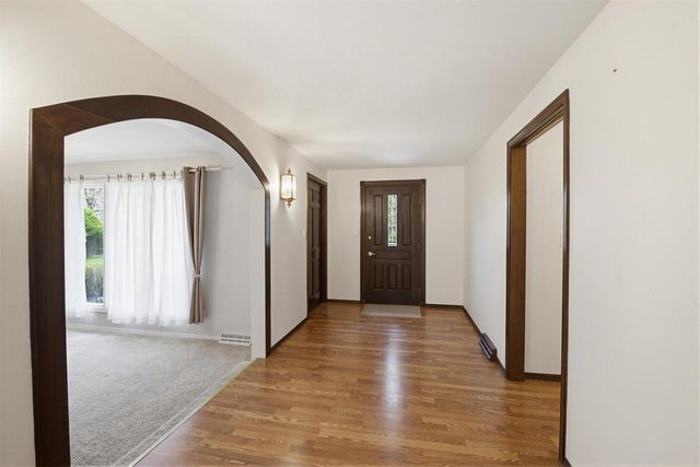 4417 INDIAN TRAIL, Green Bay, WI 54313