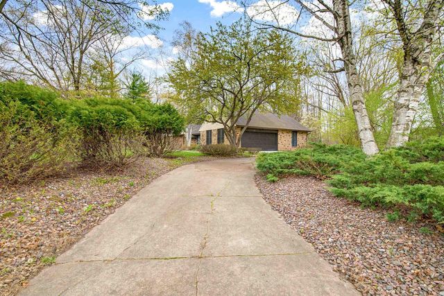 4417 INDIAN TRAIL, Green Bay, WI 54313