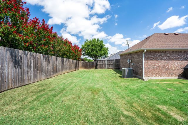 3019 Saint Amanda Drive, Mansfield, TX 76063