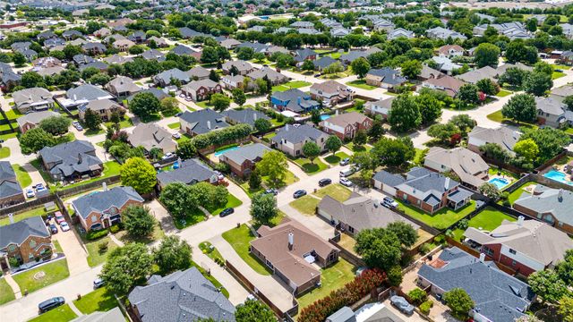 3019 Saint Amanda Drive, Mansfield, TX 76063