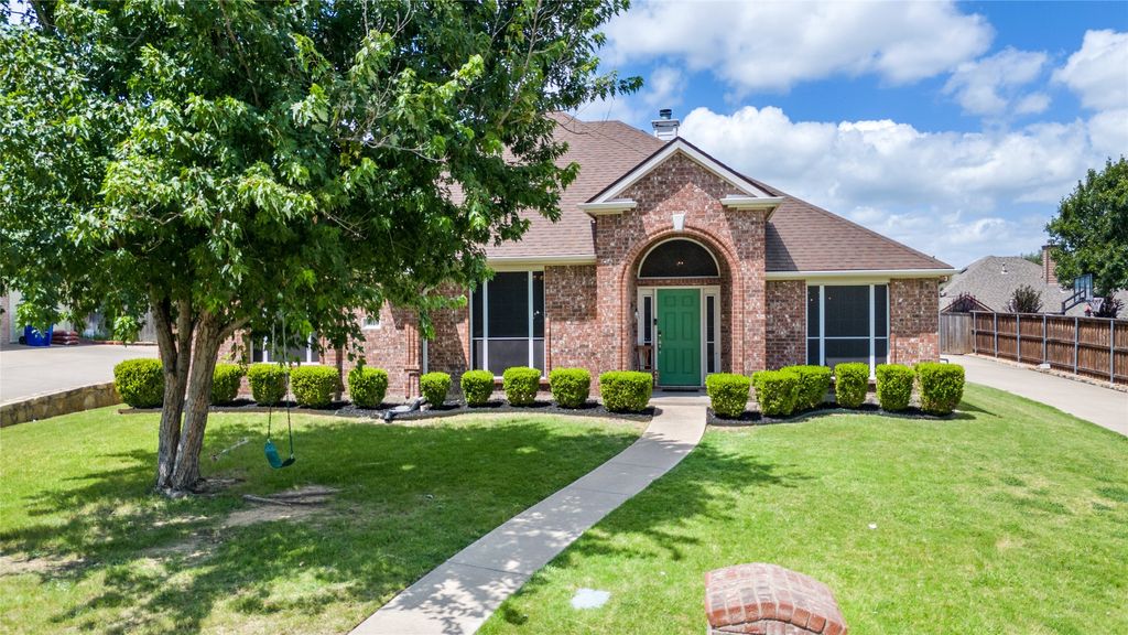 3019 Saint Amanda Drive, Mansfield, TX 76063