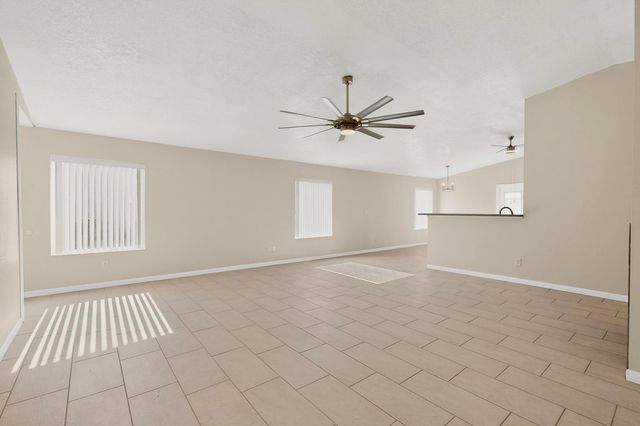 265 Black Hat Avenue SW, Los Lunas, NM 87031