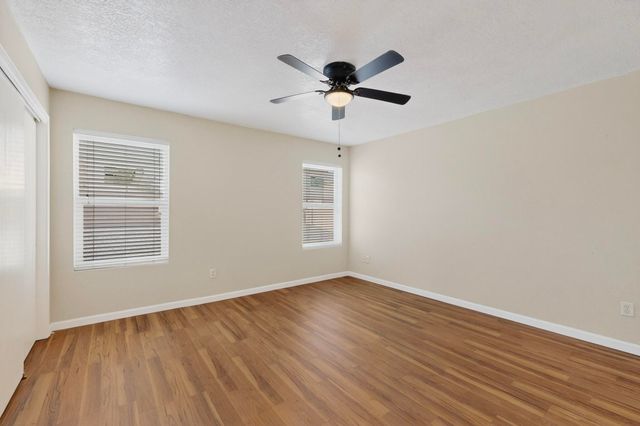 265 Black Hat Avenue SW, Los Lunas, NM 87031