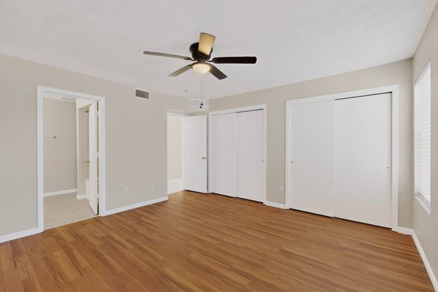 265 Black Hat Avenue SW, Los Lunas, NM 87031