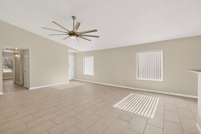 265 Black Hat Avenue SW, Los Lunas, NM 87031