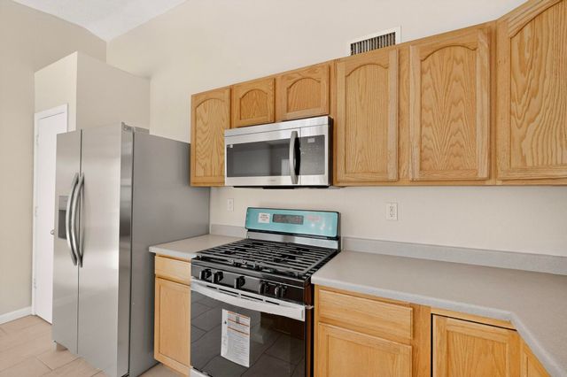 265 Black Hat Avenue SW, Los Lunas, NM 87031