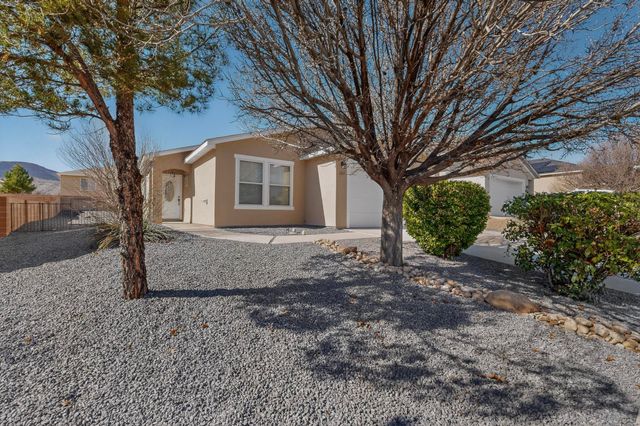 265 Black Hat Avenue SW, Los Lunas, NM 87031