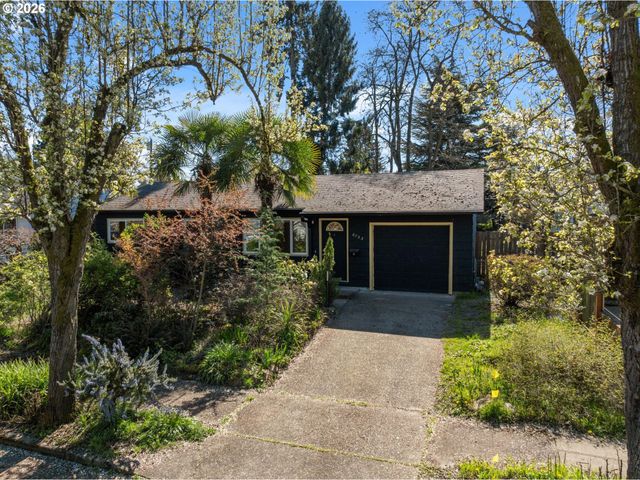 8723 N CHASE Ave, Portland, OR 97217
