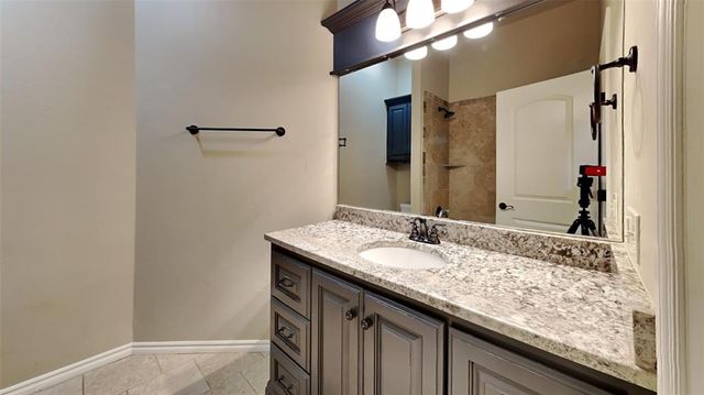 701 Abilene Way, Yukon, OK 73099
