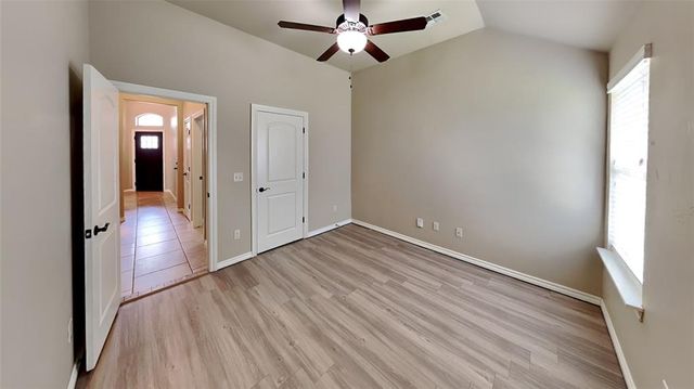 701 Abilene Way, Yukon, OK 73099