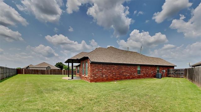 701 Abilene Way, Yukon, OK 73099