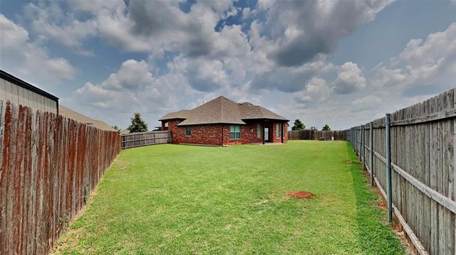701 Abilene Way, Yukon, OK 73099
