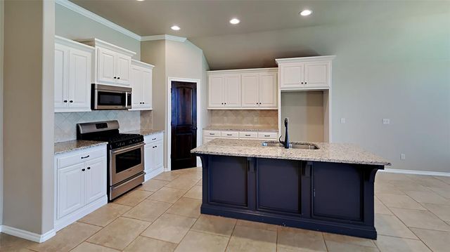 701 Abilene Way, Yukon, OK 73099