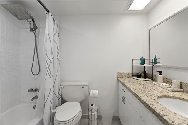 3100 NE 48th Court 413, Lighthouse Point, FL 33064