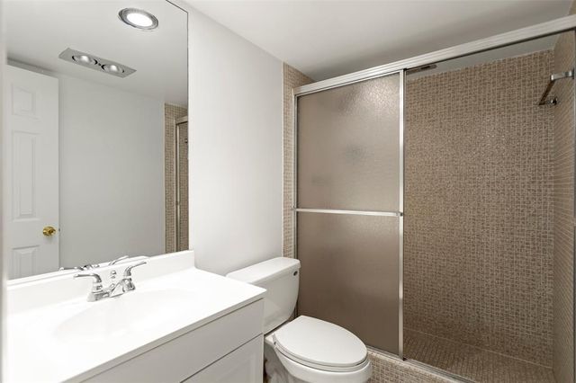 3100 NE 48th Court 413, Lighthouse Point, FL 33064