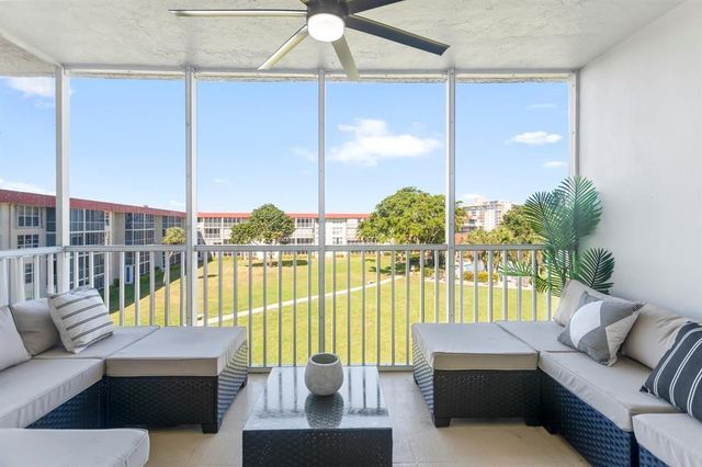 3100 NE 48th Court 413, Lighthouse Point, FL 33064