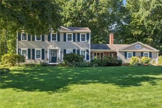 5 Sunnyside Drive, Cumberland, RI 02864