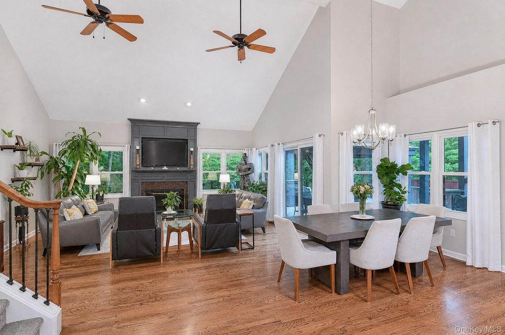 11 Coach Hill Drive Danbury, Call Listing Agent, CT 06811 — photo 3