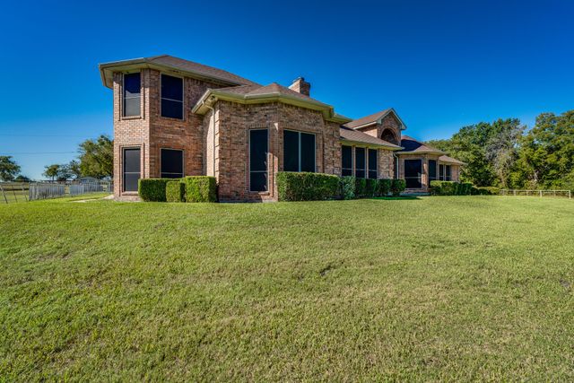 506 Youngblood Road, Waxahachie, TX 75165