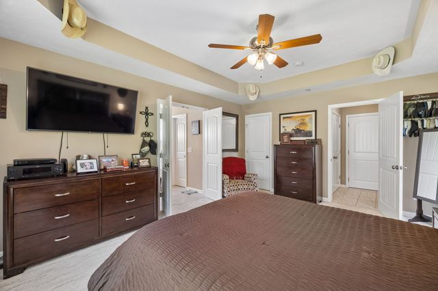 1078 Everwood Dr, Ashland City, TN 37015