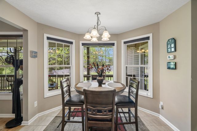 1078 Everwood Dr, Ashland City, TN 37015