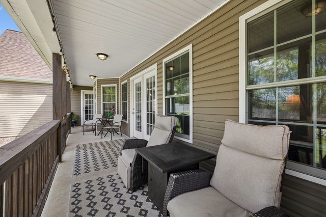 1078 Everwood Dr, Ashland City, TN 37015