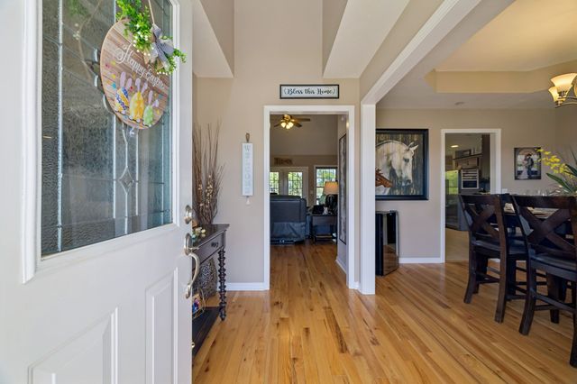 1078 Everwood Dr, Ashland City, TN 37015