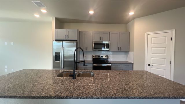 616 Vine Street 155, Argyle, TX 76226