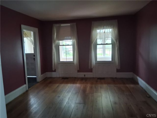 184 East 7th Street, Oswego, NY 13126