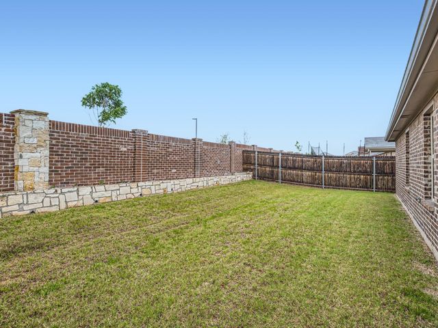 2310 Hankinson Lane, Fate, TX 75189