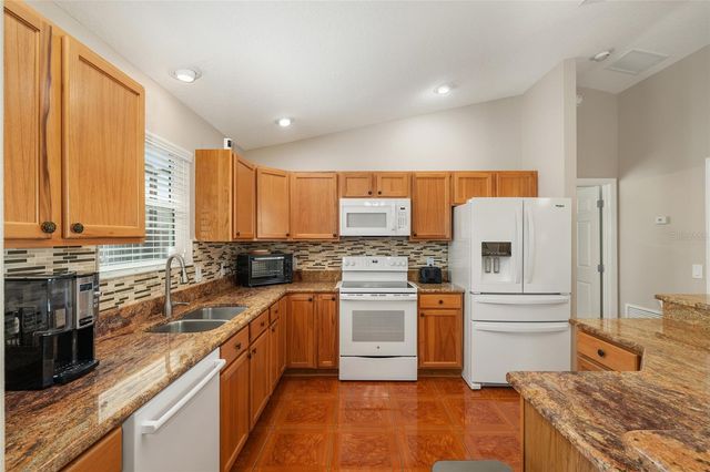 2446 HOPESPRING LOOP, The Villages, FL 32162
