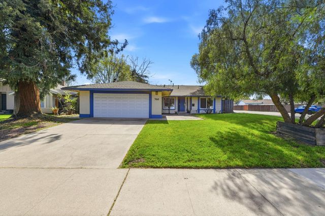 760 Los Lunas Way, Sacramento, CA 95833