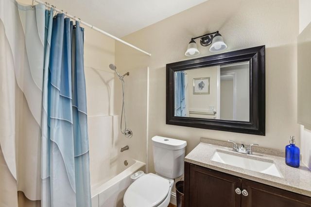 760 Los Lunas Way, Sacramento, CA 95833