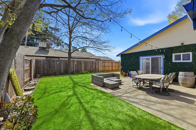 760 Los Lunas Way, Sacramento, CA 95833