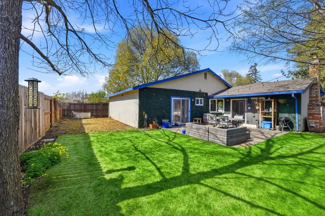 760 Los Lunas Way, Sacramento, CA 95833