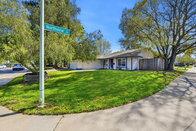 760 Los Lunas Way, Sacramento, CA 95833