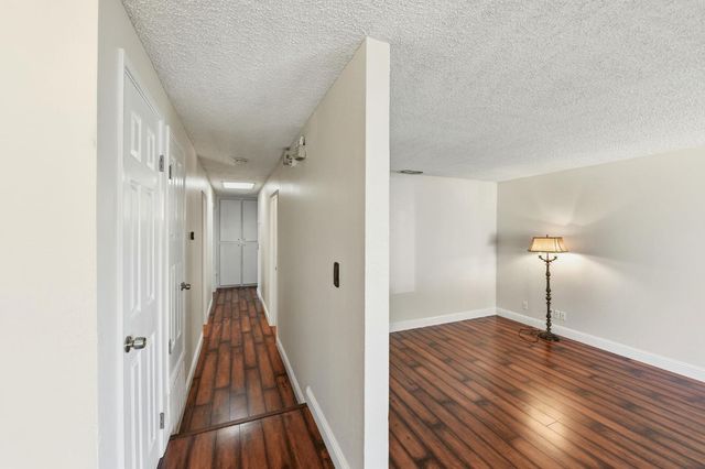 760 Los Lunas Way, Sacramento, CA 95833