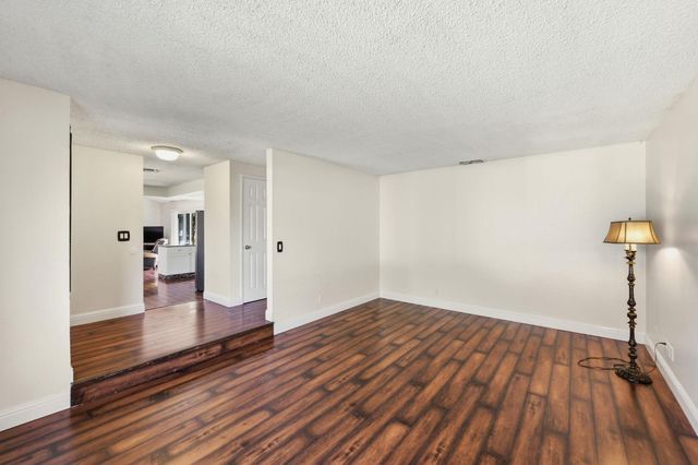 760 Los Lunas Way, Sacramento, CA 95833