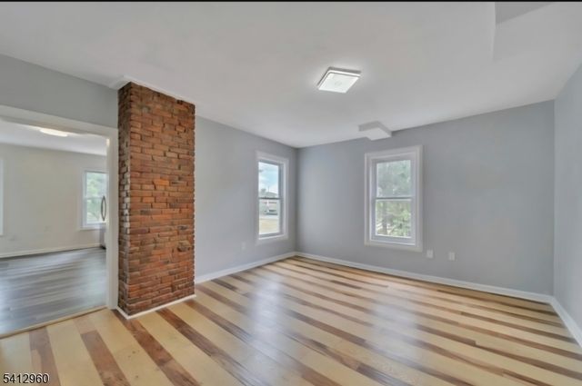 21 Lawrence St, Bloomfield Twp., NJ 07003