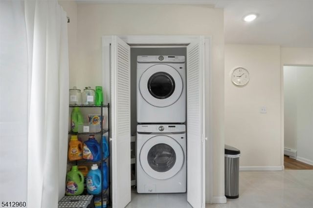 21 Lawrence St, Bloomfield Twp., NJ 07003