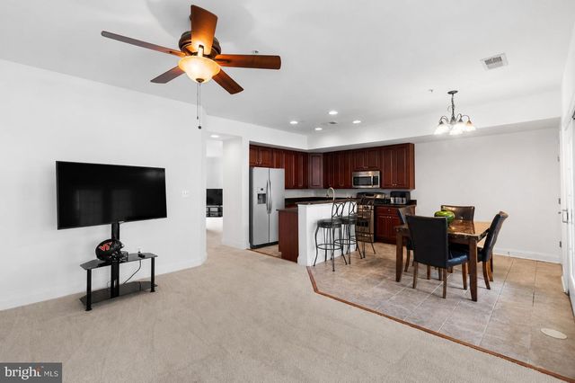 2254 MARGRAF CIR, Woodbridge, VA 22191