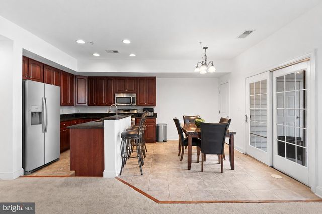 2254 MARGRAF CIR, Woodbridge, VA 22191