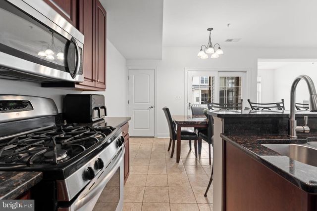 2254 MARGRAF CIR, Woodbridge, VA 22191